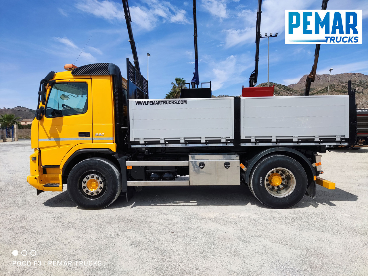 Camión volquete VOLVO FMX 330 BASCULANTE 18T: foto 9