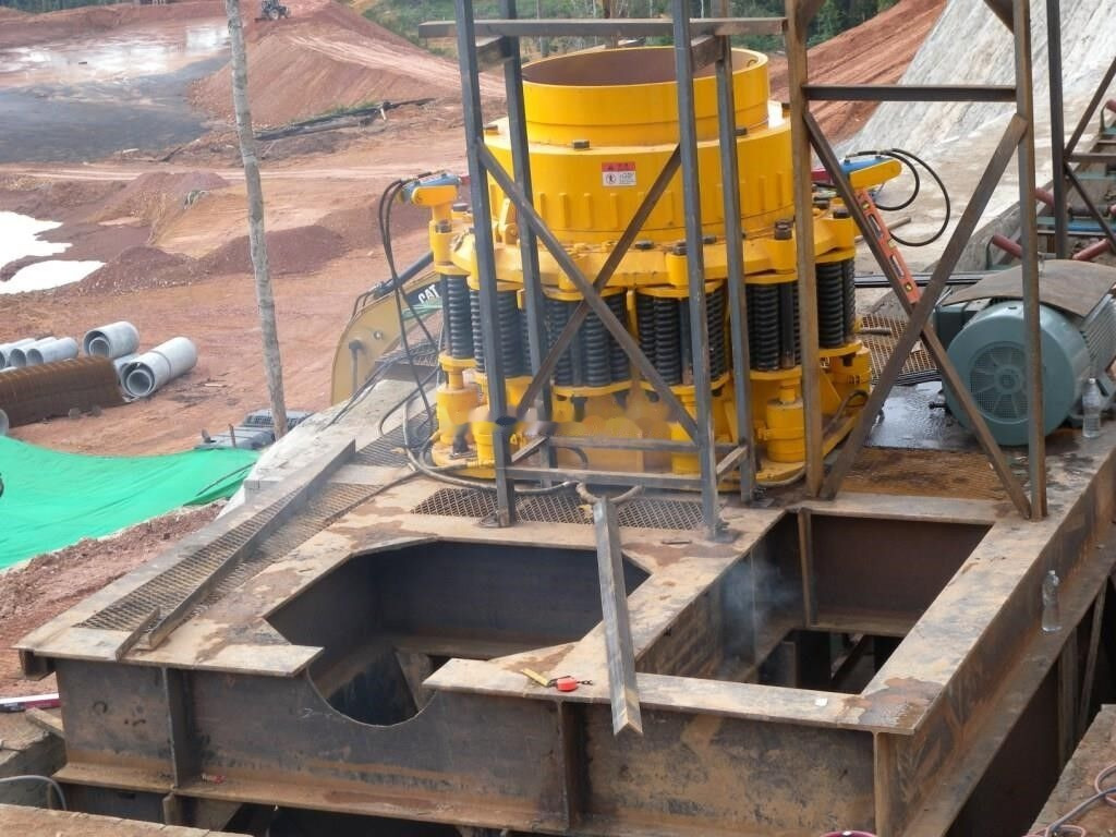 Kinglink Hematite Iron Ore Cone Crusher KLC1300 - Trituradora de cono: foto 4 Kinglink Hematite Iron Ore Cone Crusher KLC1300 - Trituradora de cono: foto 4