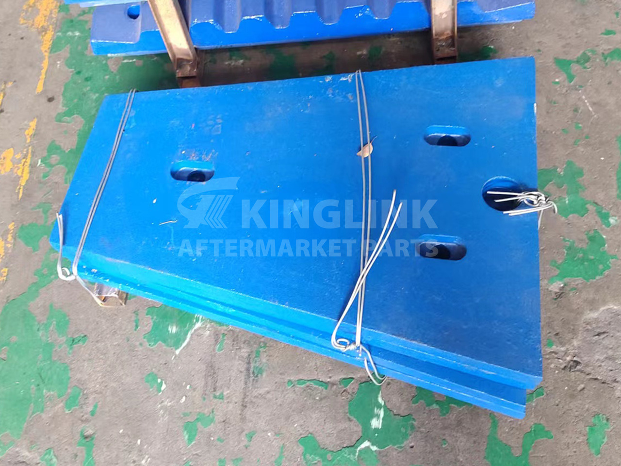 KINGLINK C Series High Manganese Steel Cheek Plate Lower 949648705000 of Jaw Crusher Spare Parts - Recambio para Maquinaria de construcción: foto 3 KINGLINK C Series High Manganese Steel Cheek Plate Lower 949648705000 of Jaw Crusher Spare Parts - Recambio para Maquinaria de construcción: foto 3