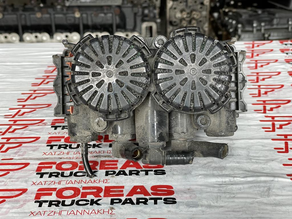 KNORR-BREMSE EBS 7 ADJUSTMENT VALVE FOR MAN - 81.52106-6069 - Válvula de freno para Camión: foto 1 KNORR-BREMSE EBS 7 ADJUSTMENT VALVE FOR MAN - 81.52106-6069 - Válvula de freno para Camión: foto 1