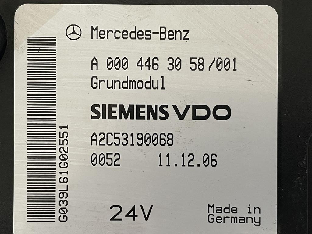 MERCEDES-BENZ ACTROS MP2 GRUNDMODUL - A 000 446 3058 - Fusible para Camión: foto 3 MERCEDES-BENZ ACTROS MP2 GRUNDMODUL - A 000 446 3058 - Fusible para Camión: foto 3