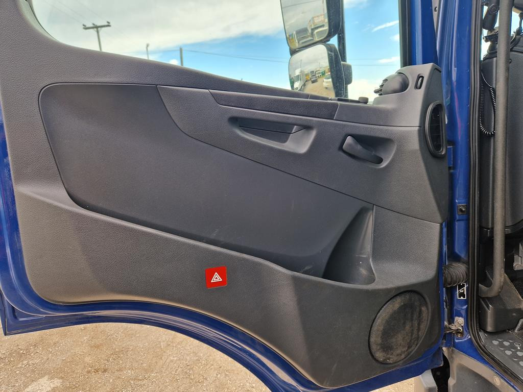 Arrendamiento de MERCEDES-BENZ ATEGO 1218 MERCEDES-BENZ ATEGO 1218: foto 15 Arrendamiento de MERCEDES-BENZ ATEGO 1218 MERCEDES-BENZ ATEGO 1218: foto 15