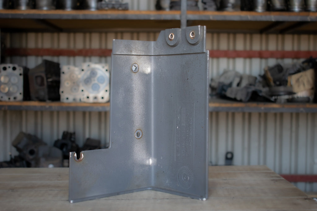 MERCEDES-BENZ ATEGO CAB FRONT FENDER EXTENSION LEFT - DRIVER - Guardabarros para Camión: foto 2 MERCEDES-BENZ ATEGO CAB FRONT FENDER EXTENSION LEFT - DRIVER - Guardabarros para Camión: foto 2