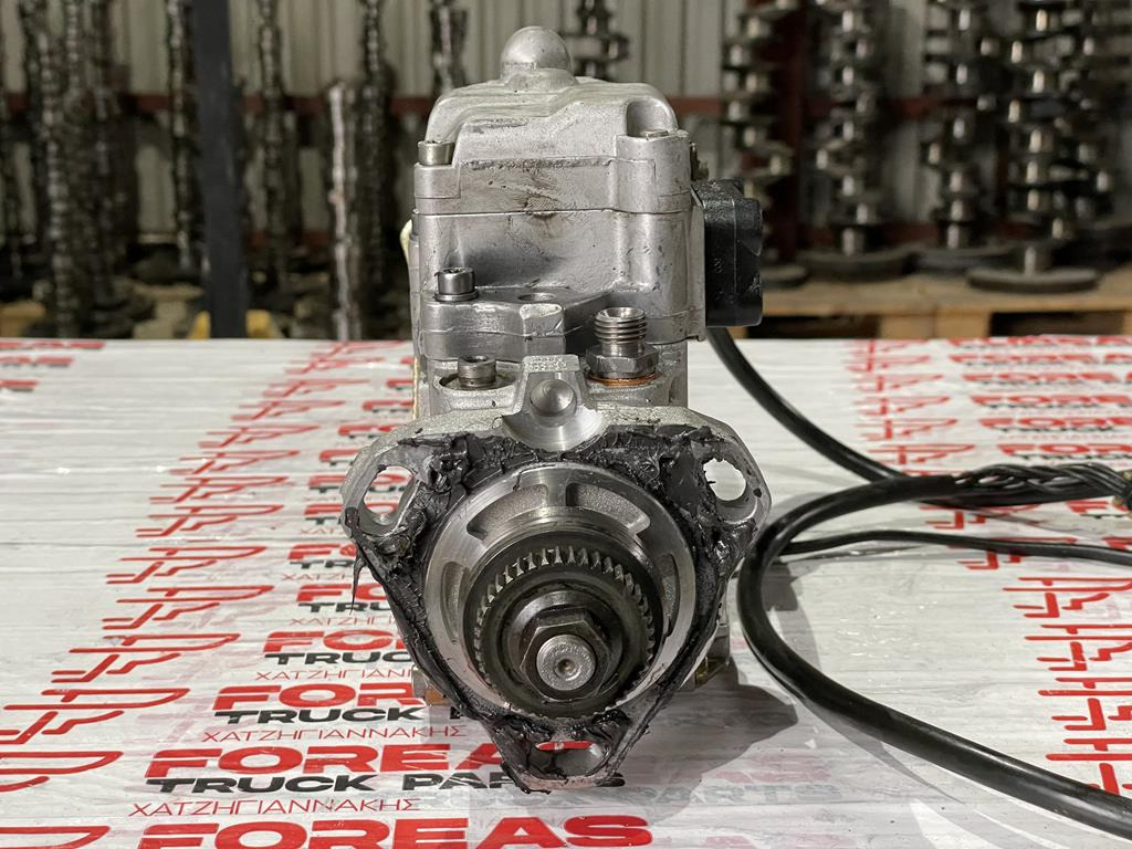 MERCEDES-BENZ SPRINTER - A 602 070 87 0180 - Bomba de aceite para Camión: foto 1 MERCEDES-BENZ SPRINTER - A 602 070 87 0180 - Bomba de aceite para Camión: foto 1