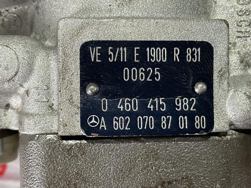 MERCEDES-BENZ SPRINTER - A 602 070 87 0180 - Bomba de aceite para Camión: foto 5 MERCEDES-BENZ SPRINTER - A 602 070 87 0180 - Bomba de aceite para Camión: foto 5