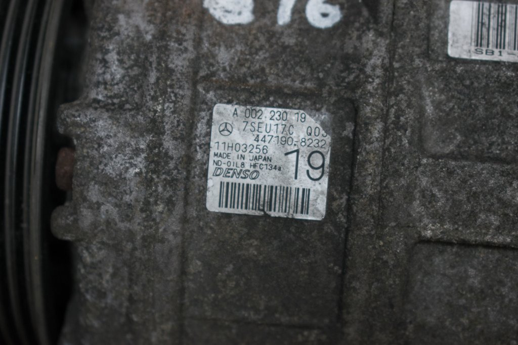 MERCEDES-BENZ SPRINTER OM646 - Pieza de aire acondicionado para Camión: foto 2 MERCEDES-BENZ SPRINTER OM646 - Pieza de aire acondicionado para Camión: foto 2