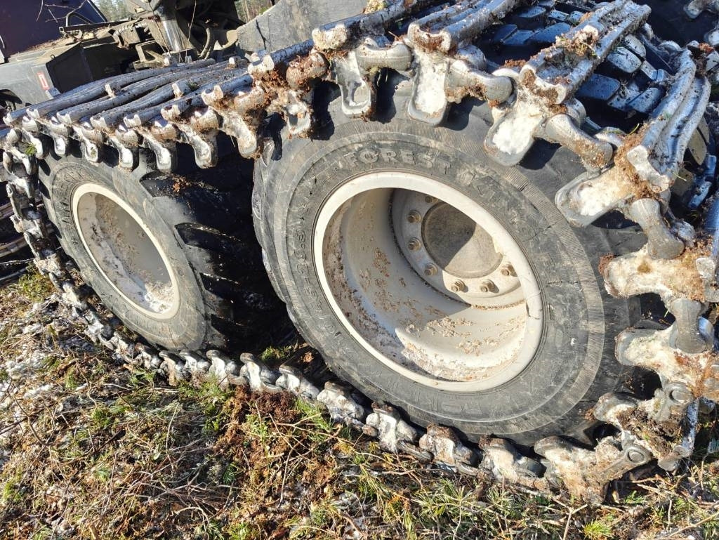 Arrendamiento de Komatsu 931 XC  Komatsu 931 XC: foto 23