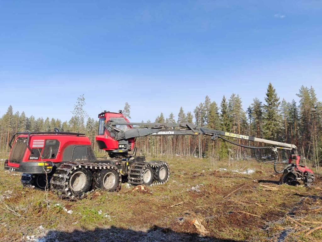 Arrendamiento de Komatsu 931 XC  Komatsu 931 XC: foto 11