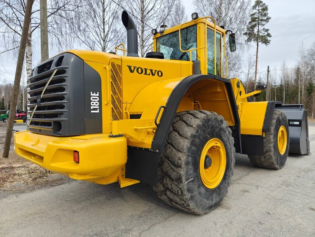 Volvo L 180 E - Cargadora de ruedas: foto 5 Volvo L 180 E - Cargadora de ruedas: foto 5