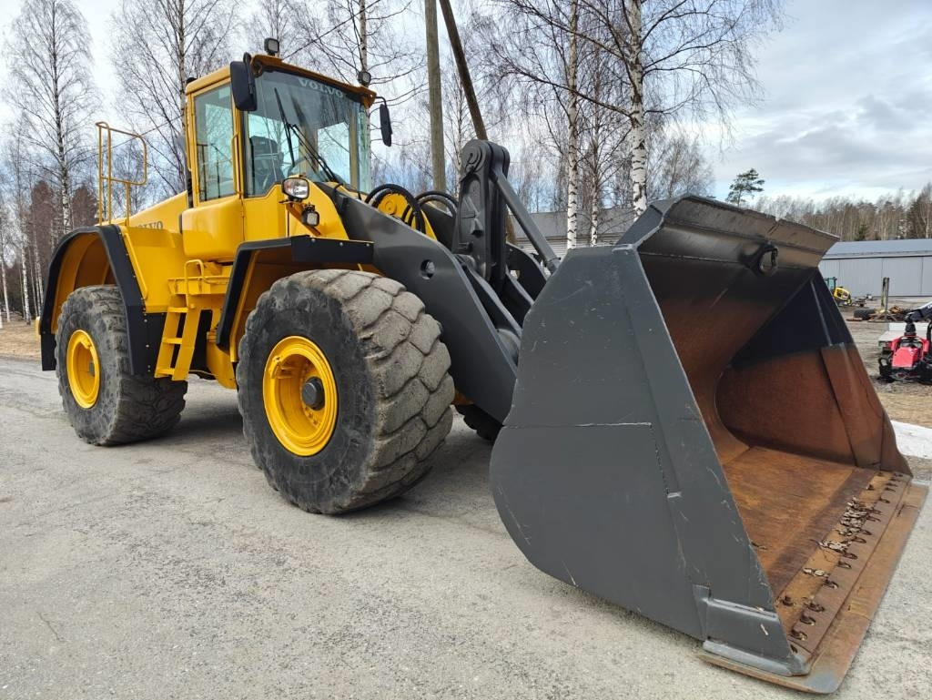 Arrendamiento de Volvo L 180 E  Volvo L 180 E: foto 7
