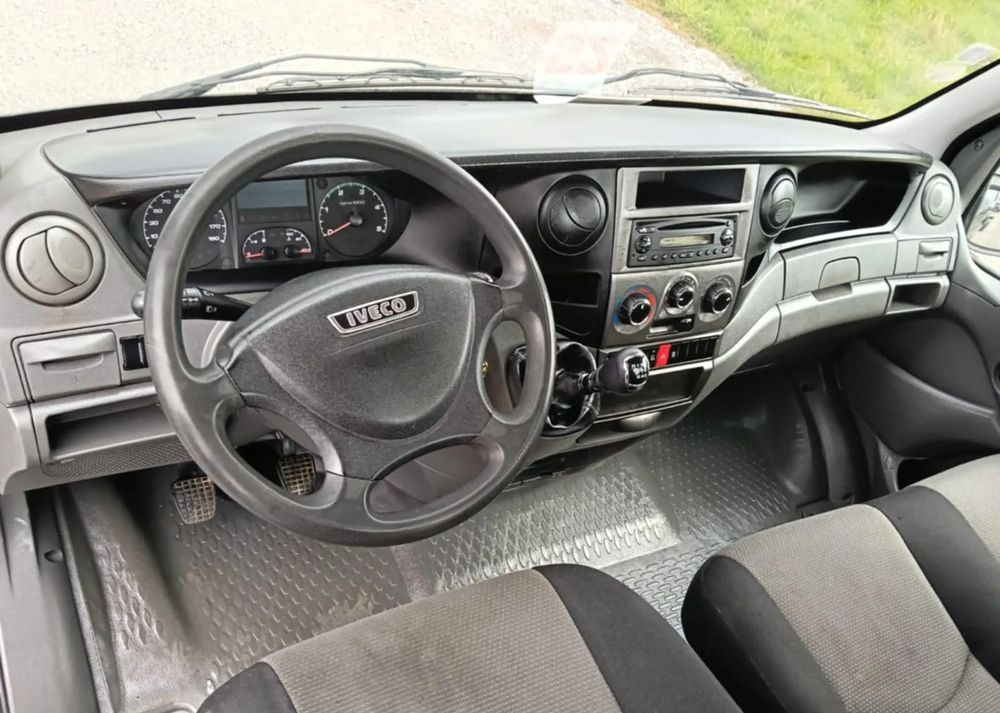 Iveco 35C13, 35C12, 35C15 - Camión chasis: foto 4 Iveco 35C13, 35C12, 35C15 - Camión chasis: foto 4