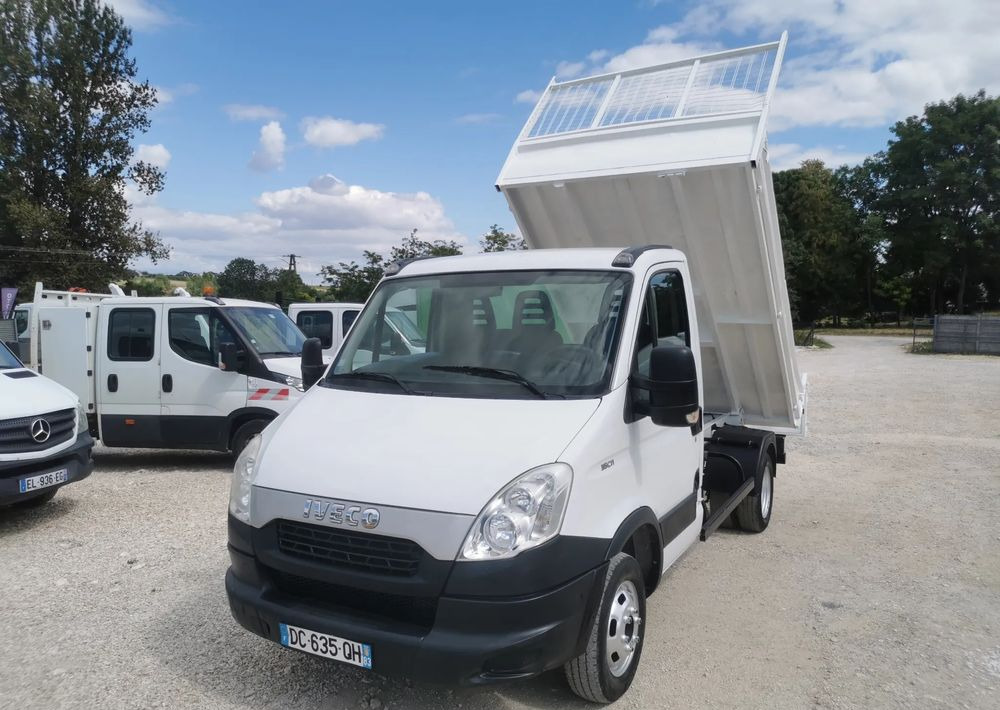 Iveco Daily 35C11 Kiper wywrotka Hak Bliźniak sprowadzony 35C12 - Furgoneta basculante: foto 1 Iveco Daily 35C11 Kiper wywrotka Hak Bliźniak sprowadzony 35C12 - Furgoneta basculante: foto 1