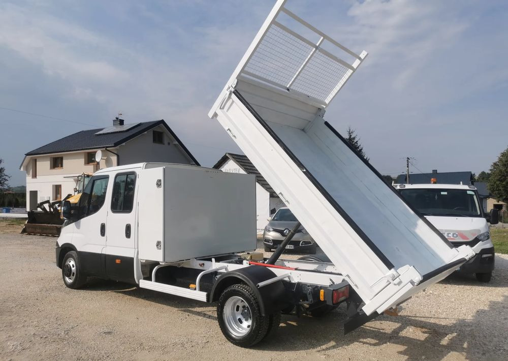 Iveco Daily 35C13 Brygadówka Klima 35-130 wywrotka kiper doka Dubel - Furgoneta basculante: foto 4 Iveco Daily 35C13 Brygadówka Klima 35-130 wywrotka kiper doka Dubel - Furgoneta basculante: foto 4