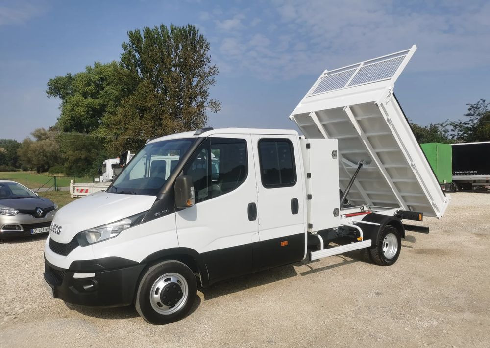 Iveco Daily 35C13 Brygadówka Klima 35-130 wywrotka kiper doka Dubel - Furgoneta basculante: foto 2 Iveco Daily 35C13 Brygadówka Klima 35-130 wywrotka kiper doka Dubel - Furgoneta basculante: foto 2