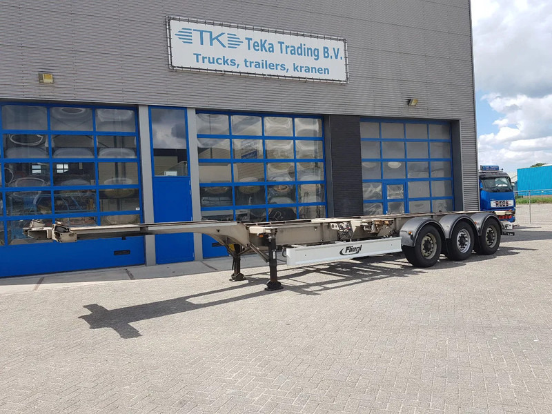 Fliegl SDS 380 MULTI BPW Disc Lift axle - Semirremolque portacontenedore/ Intercambiable: foto 1 Fliegl SDS 380 MULTI BPW Disc Lift axle - Semirremolque portacontenedore/ Intercambiable: foto 1