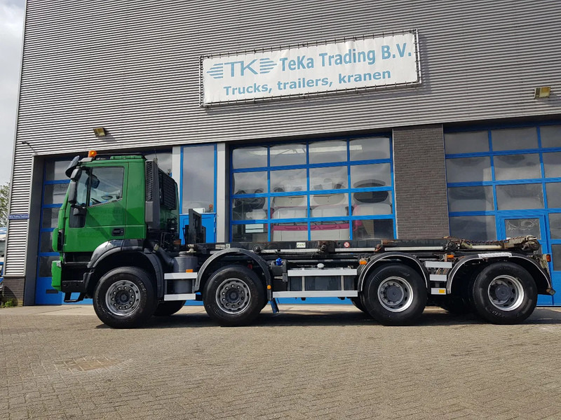 Iveco Stralis 450 8x4 Steel Nieuwe Apk/TÜV 430.000 km kettingsyst 30 ton - Camión portacontenedore/ Intercambiable: foto 3 Iveco Stralis 450 8x4 Steel Nieuwe Apk/TÜV 430.000 km kettingsyst 30 ton - Camión portacontenedore/ Intercambiable: foto 3