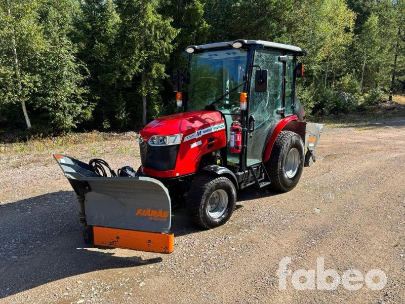 Massey Ferguson MF 1740 - Tractor: foto 1 Massey Ferguson MF 1740 - Tractor: foto 1