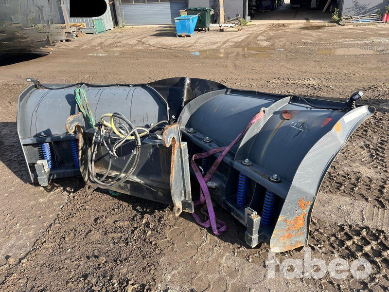 Mito 370 - Máquina quitanieve: foto 1 Mito 370 - Máquina quitanieve: foto 1