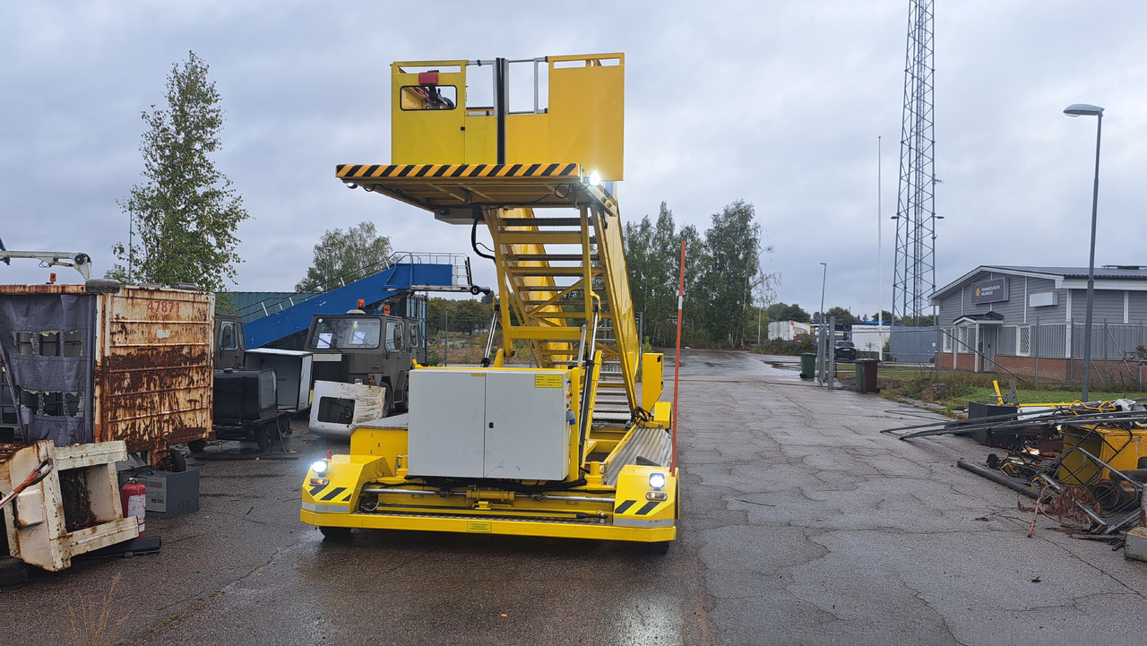 Grällsta Smide GSE Stair 370E4x4 1 unit - Escalera de pasajeros: foto 4 Grällsta Smide GSE Stair 370E4x4 1 unit - Escalera de pasajeros: foto 4