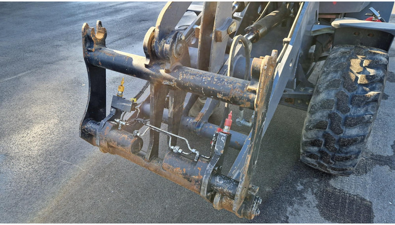 Terex TL80 4X4 + tools - Cargadora de ruedas: foto 5 Terex TL80 4X4 + tools - Cargadora de ruedas: foto 5