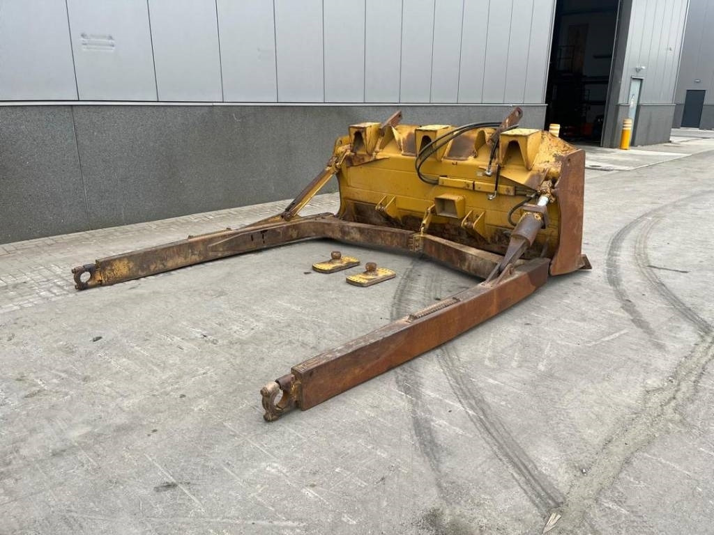 CAT D 6 XL Blade + Pusharms - Hoja de bulldozer: foto 3 CAT D 6 XL Blade + Pusharms - Hoja de bulldozer: foto 3