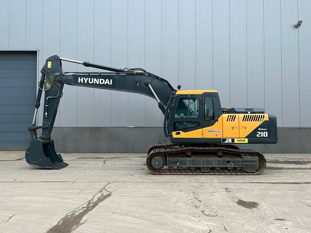 Hyundai R 210  - Excavadora de cadenas: foto 1 Hyundai R 210  - Excavadora de cadenas: foto 1