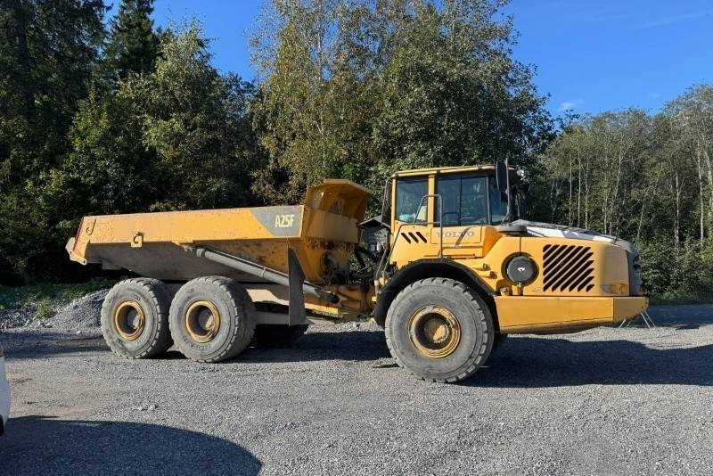Volvo A 25 E (On Transport) - Dúmper articulado: foto 1 Volvo A 25 E (On Transport) - Dúmper articulado: foto 1