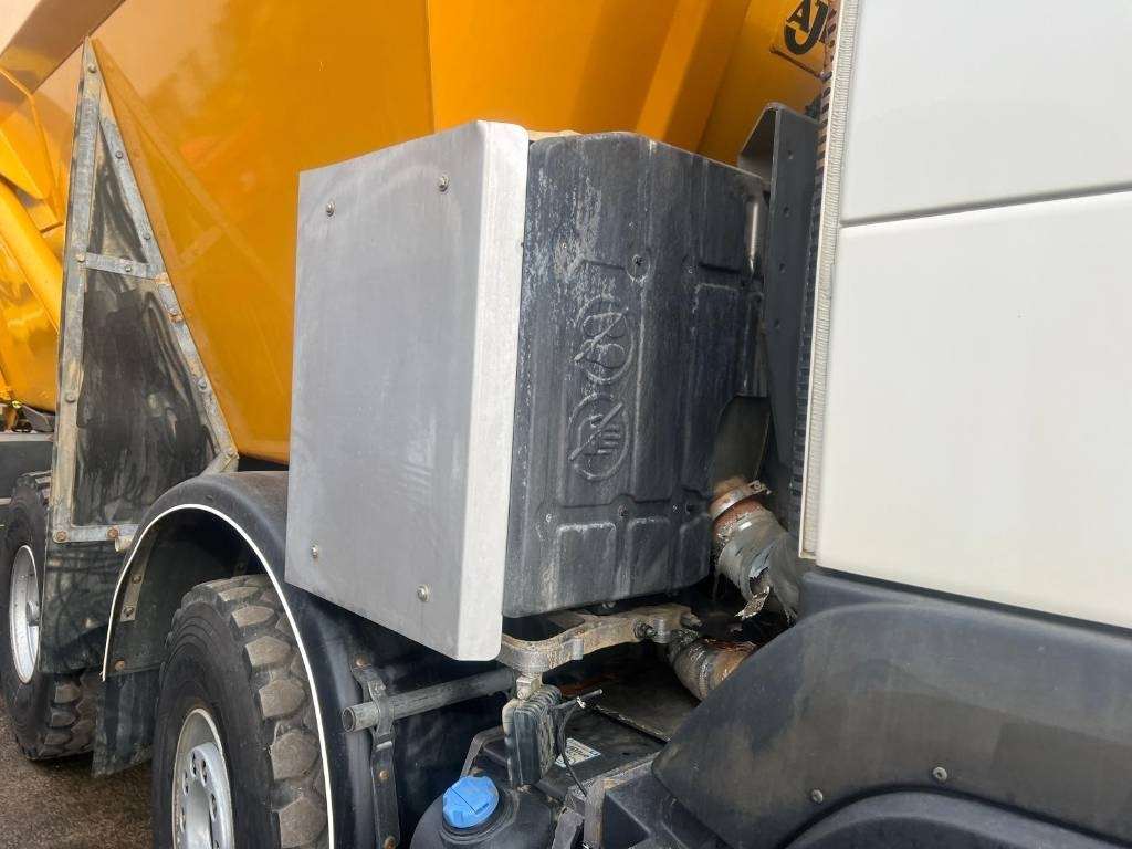 Camión volquete Volvo FMX: foto 38
