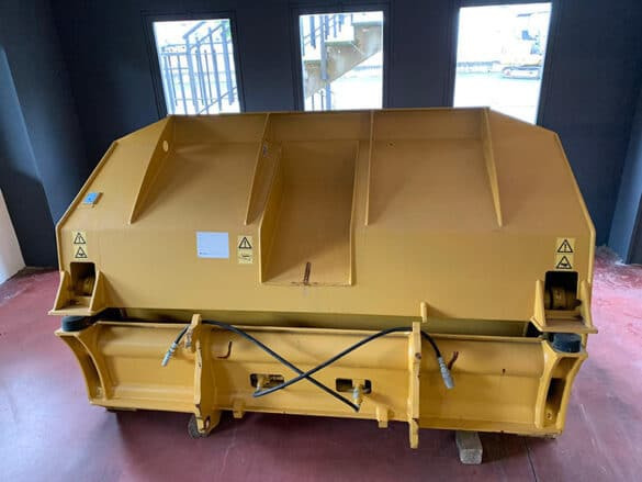 BENNA AD ALTO RIBALTAMENTO PER MATERIALI LEGGERI - Cazo cargador para Maquinaria de construcción: foto 3 BENNA AD ALTO RIBALTAMENTO PER MATERIALI LEGGERI - Cazo cargador para Maquinaria de construcción: foto 3