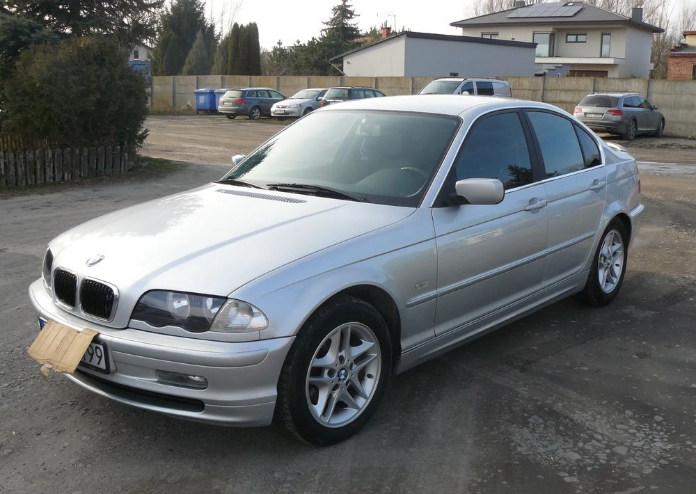 Berlina BMW Seria 3 320i: foto 6