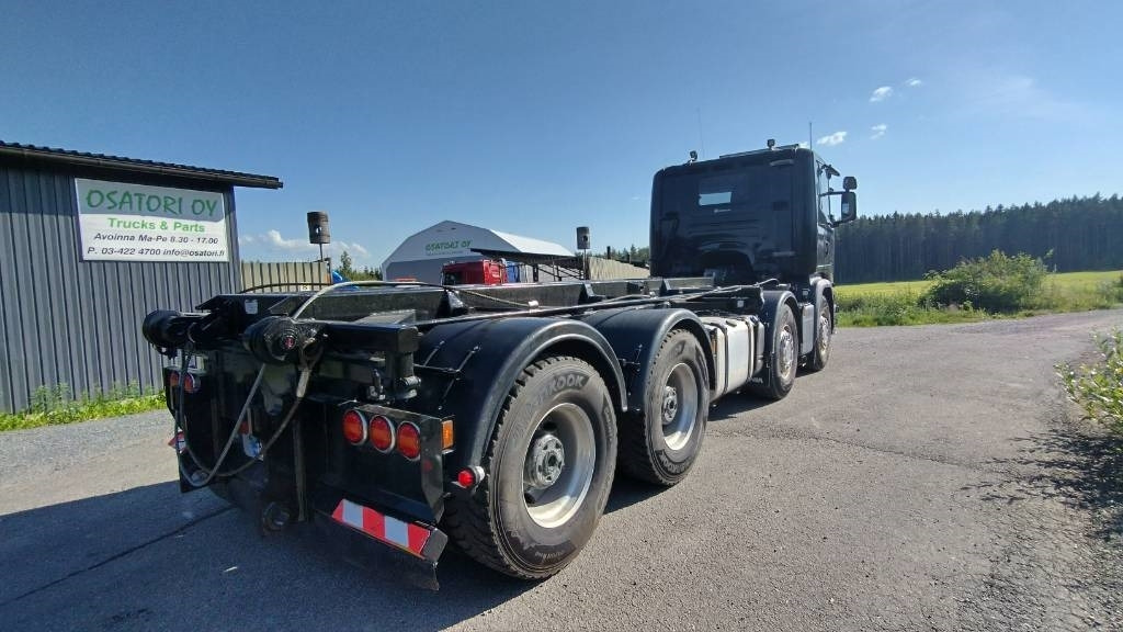 Scania R490 8x4 multilift vaijerilaite,napaperät - Camión portacontenedor de cadenas: foto 5 Scania R490 8x4 multilift vaijerilaite,napaperät - Camión portacontenedor de cadenas: foto 5