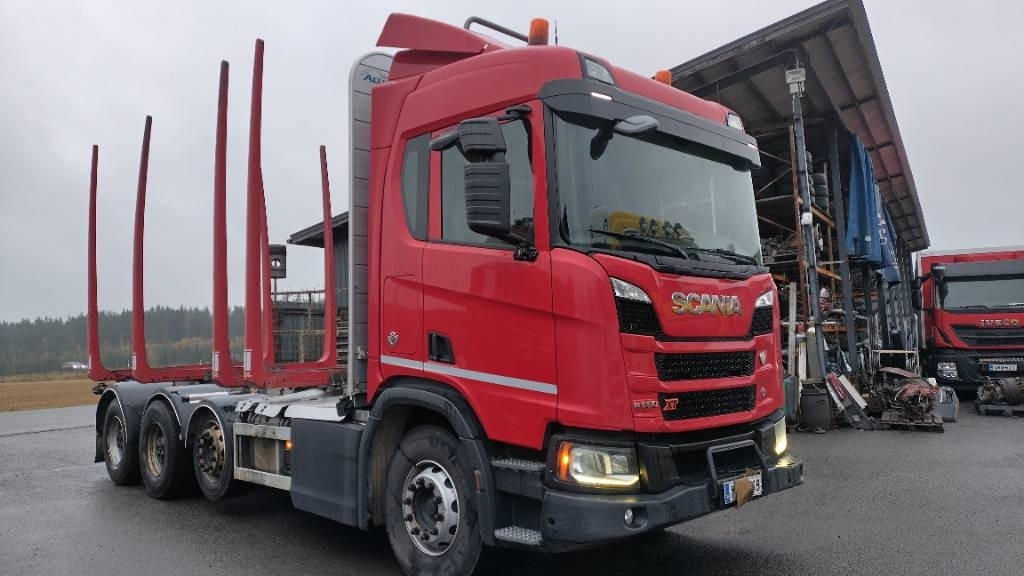 Scania XT650 8x4 puuvarustus,rautajouset  - Camión forestal: foto 4 Scania XT650 8x4 puuvarustus,rautajouset  - Camión forestal: foto 4