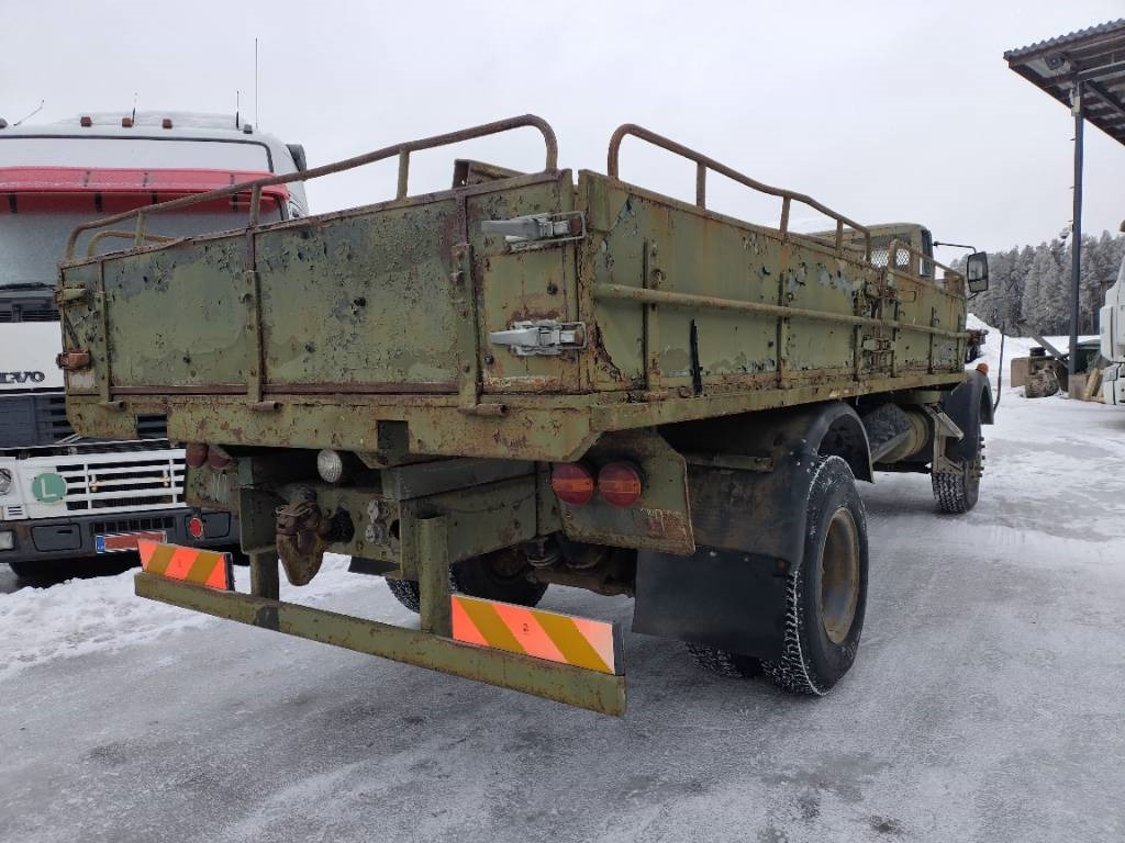 Sisu Karhu rahtilava ja ulosotto - Camión caja abierta: foto 4 Sisu Karhu rahtilava ja ulosotto - Camión caja abierta: foto 4