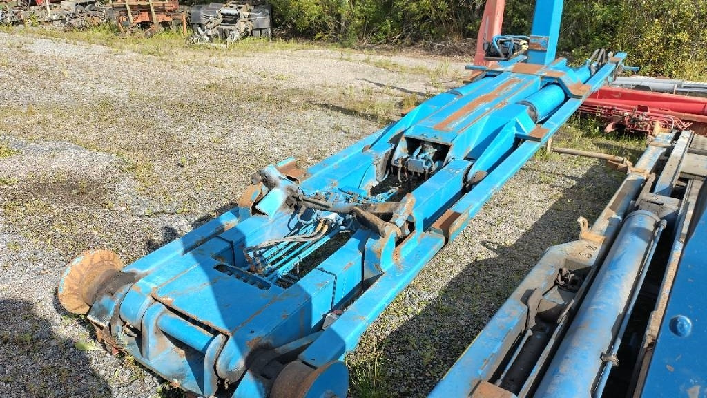 VAK Koukkulaite 22tn 6,6m - Equipos de gancho multilift/ De cadena multilift: foto 3 VAK Koukkulaite 22tn 6,6m - Equipos de gancho multilift/ De cadena multilift: foto 3