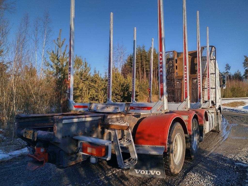 Volvo FH750 puuvarustus, napaperät,trippeli - Camión forestal: foto 4 Volvo FH750 puuvarustus, napaperät,trippeli - Camión forestal: foto 4