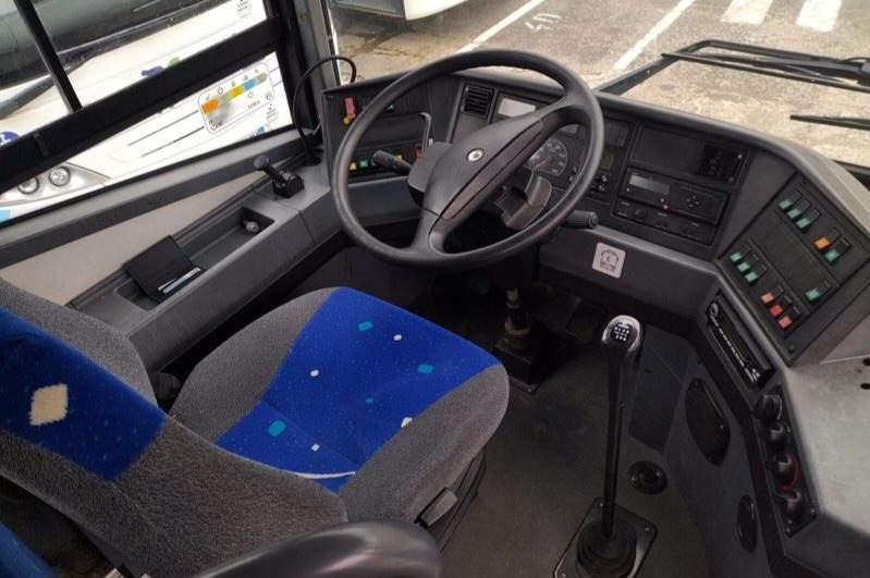 Irisbus AXER / SPROWADZONY / MANUAL / KILKA SZTUK - Autobús suburbano: foto 4 Irisbus AXER / SPROWADZONY / MANUAL / KILKA SZTUK - Autobús suburbano: foto 4