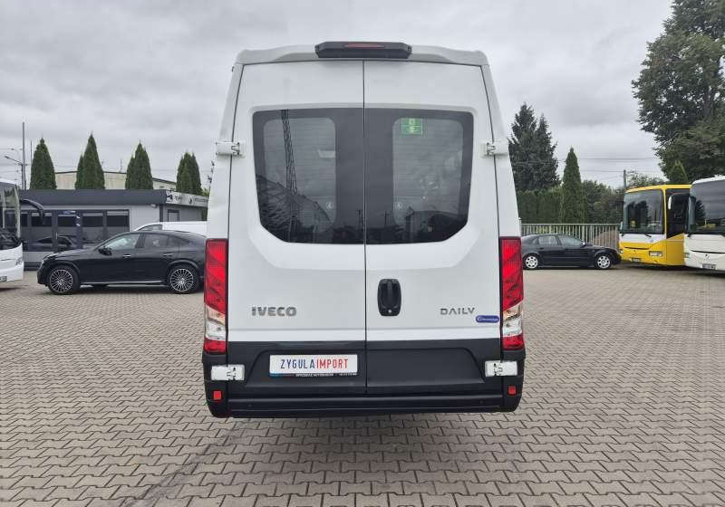 Iveco A60C15 / SPROWADZONE / EURO 6 / 39 000 KM - Minibús, Furgoneta de pasajeros: foto 5 Iveco A60C15 / SPROWADZONE / EURO 6 / 39 000 KM - Minibús, Furgoneta de pasajeros: foto 5