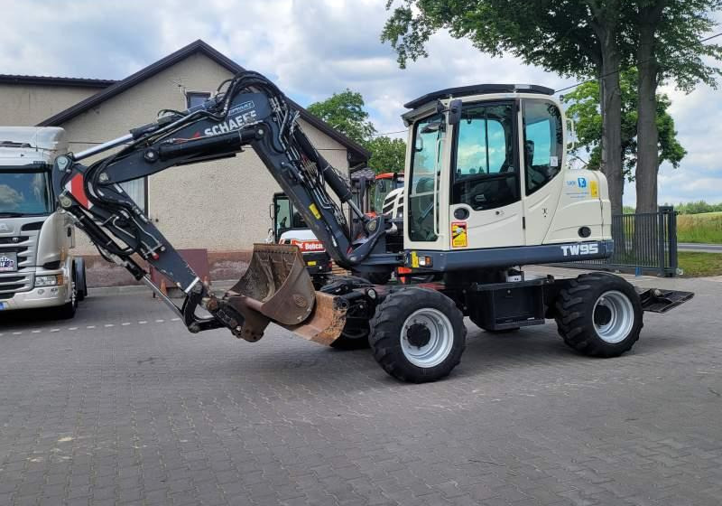 Schaeff TW95 / SPROWADZONA Z FRANCJI/ 6 500 MTH - Excavadora de ruedas: foto 1 Schaeff TW95 / SPROWADZONA Z FRANCJI/ 6 500 MTH - Excavadora de ruedas: foto 1