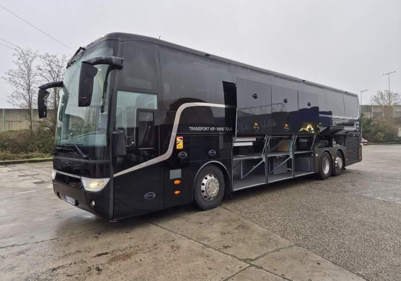 VanHool TX16 ASTRON / SPROWADZONY / 61 MIEJSC/ EURO 6 - Autocar: foto 1 VanHool TX16 ASTRON / SPROWADZONY / 61 MIEJSC/ EURO 6 - Autocar: foto 1