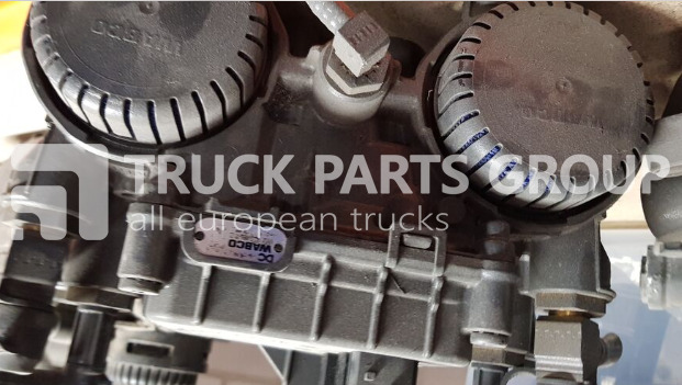 MERCEDES-BENZ Actros MP4, EURO 5, EURO 6, OM470, OM471, 0014311513, 0044315012 pneumatic valve - Válvula de freno para Camión: foto 1 MERCEDES-BENZ Actros MP4, EURO 5, EURO 6, OM470, OM471, 0014311513, 0044315012 pneumatic valve - Válvula de freno para Camión: foto 1