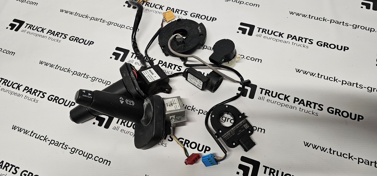 MAN MAN TGX / TGS EURO6 steering controllers set, driving position buttons, steering column switch, steering stalk 81255016035, 81464306026, 81258056006, 81255090159, 81255090188, 81259370064, 81258056005 - Recambio para Camión: foto 1 MAN MAN TGX / TGS EURO6 steering controllers set, driving position buttons, steering column switch, steering stalk 81255016035, 81464306026, 81258056006, 81255090159, 81255090188, 81259370064, 81258056005 - Recambio para Camión: foto 1