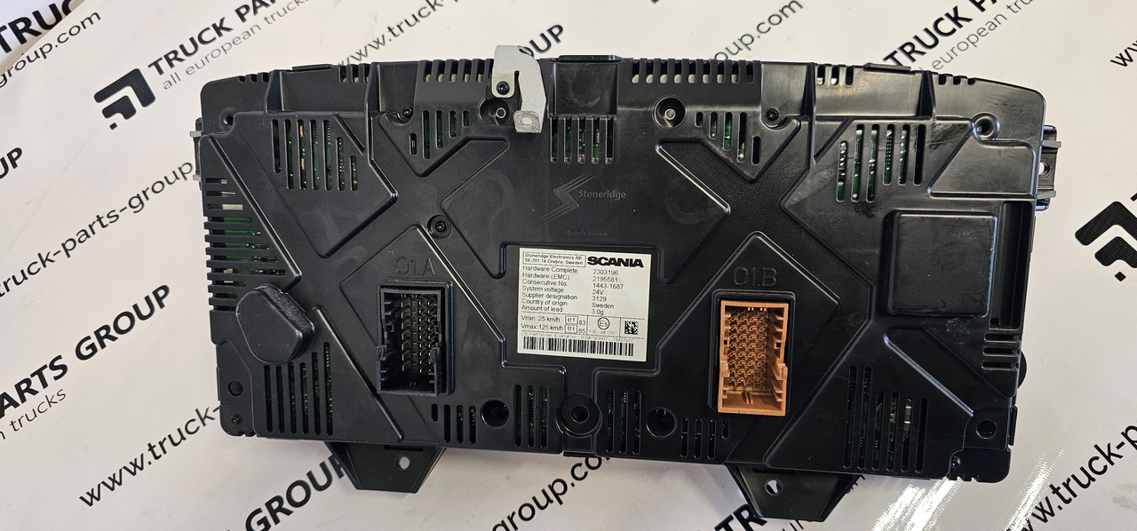 SCANIA Scania T, P, G, R, L, S series EURO6 emission instrument panel ICL, dashboard, central information console, instrument cluster 2303196, 2195581, 2435186, 2303197, 2052210, 2061583, 2195596, 2303232, 2 - Recambio para Camión: foto 3 SCANIA Scania T, P, G, R, L, S series EURO6 emission instrument panel ICL, dashboard, central information console, instrument cluster 2303196, 2195581, 2435186, 2303197, 2052210, 2061583, 2195596, 2303232, 2 - Recambio para Camión: foto 3