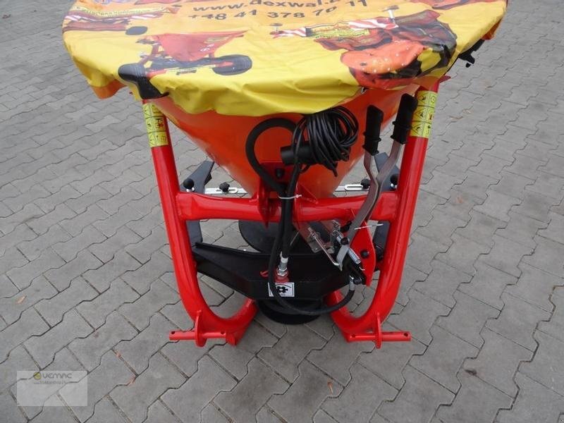 Dexwal 300H Salzstreuer Streuer Traktor Winter hydraulische Öffnung - Esparcidor de sal para Tractor: foto 2 Dexwal 300H Salzstreuer Streuer Traktor Winter hydraulische Öffnung - Esparcidor de sal para Tractor: foto 2