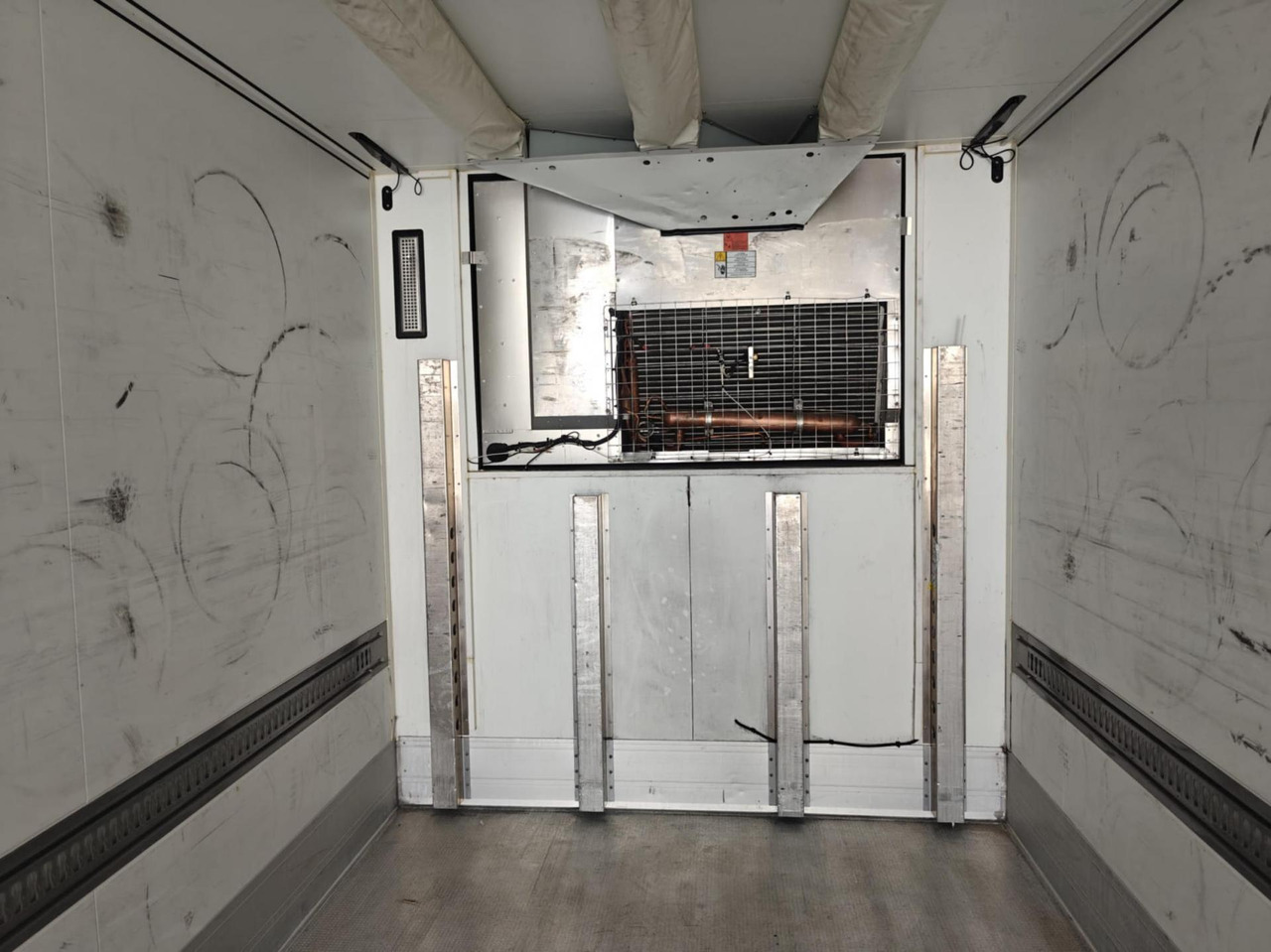 2018 Schmitz Cargobull SKO FP 45 ThermoKing SLXi 300 - Semirremolque frigorífico: foto 5 2018 Schmitz Cargobull SKO FP 45 ThermoKing SLXi 300 - Semirremolque frigorífico: foto 5