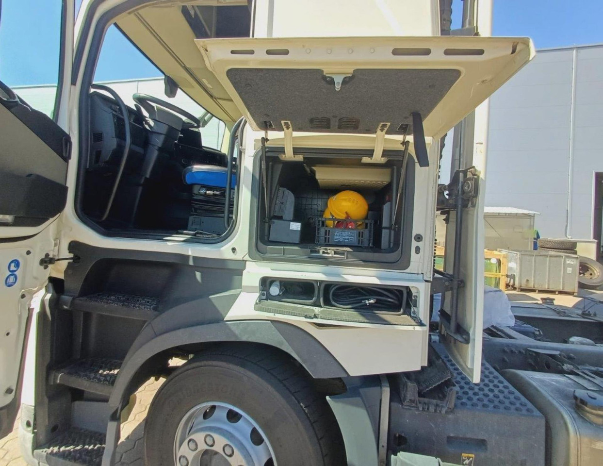 2023 Volvo FH 460 Globetrotter XL i-Save - Cabeza tractora: foto 5 2023 Volvo FH 460 Globetrotter XL i-Save - Cabeza tractora: foto 5