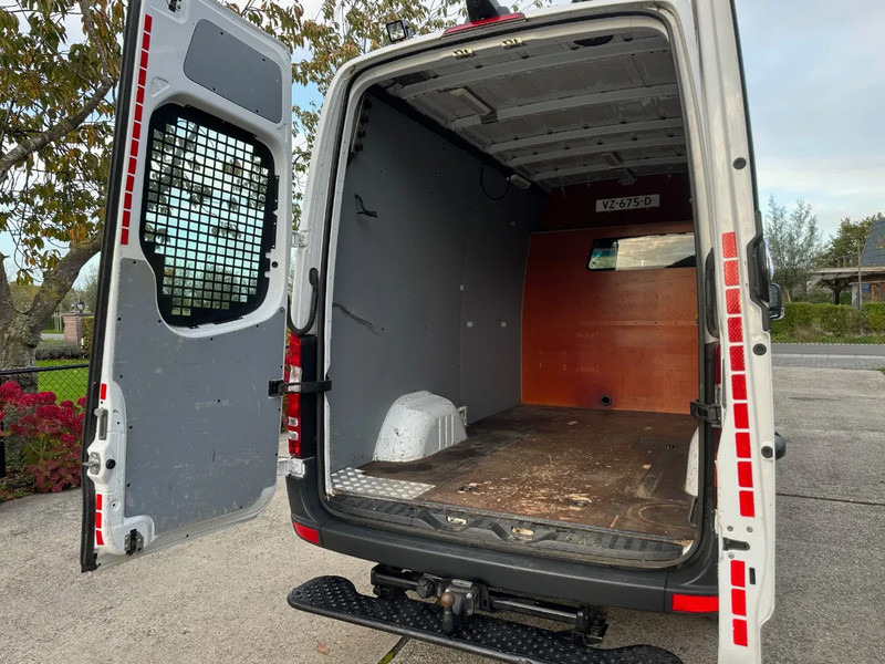 Arrendamiento de Mercedes-Benz Sprinter 313 CDI / L2H2 / AUTOMAAT / NL BUS / 130 PK / 2-ZITS / CC / AIRCO / CAMERA Mercedes-Benz Sprinter 313 CDI / L2H2 / AUTOMAAT / NL BUS / 130 PK / 2-ZITS / CC / AIRCO / CAMERA: foto 12 Arrendamiento de Mercedes-Benz Sprinter 313 CDI / L2H2 / AUTOMAAT / NL BUS / 130 PK / 2-ZITS / CC / AIRCO / CAMERA Mercedes-Benz Sprinter 313 CDI / L2H2 / AUTOMAAT / NL BUS / 130 PK / 2-ZITS / CC / AIRCO / CAMERA: foto 12