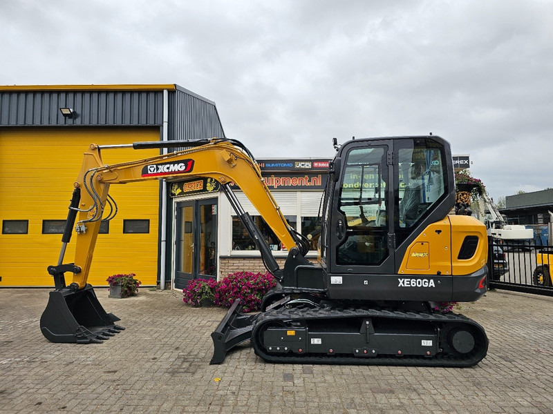 XCMG XE60GA - Miniexcavadora: foto 1 XCMG XE60GA - Miniexcavadora: foto 1