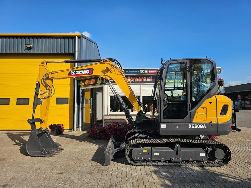 XCMG XE60GA - Miniexcavadora: foto 1 XCMG XE60GA - Miniexcavadora: foto 1