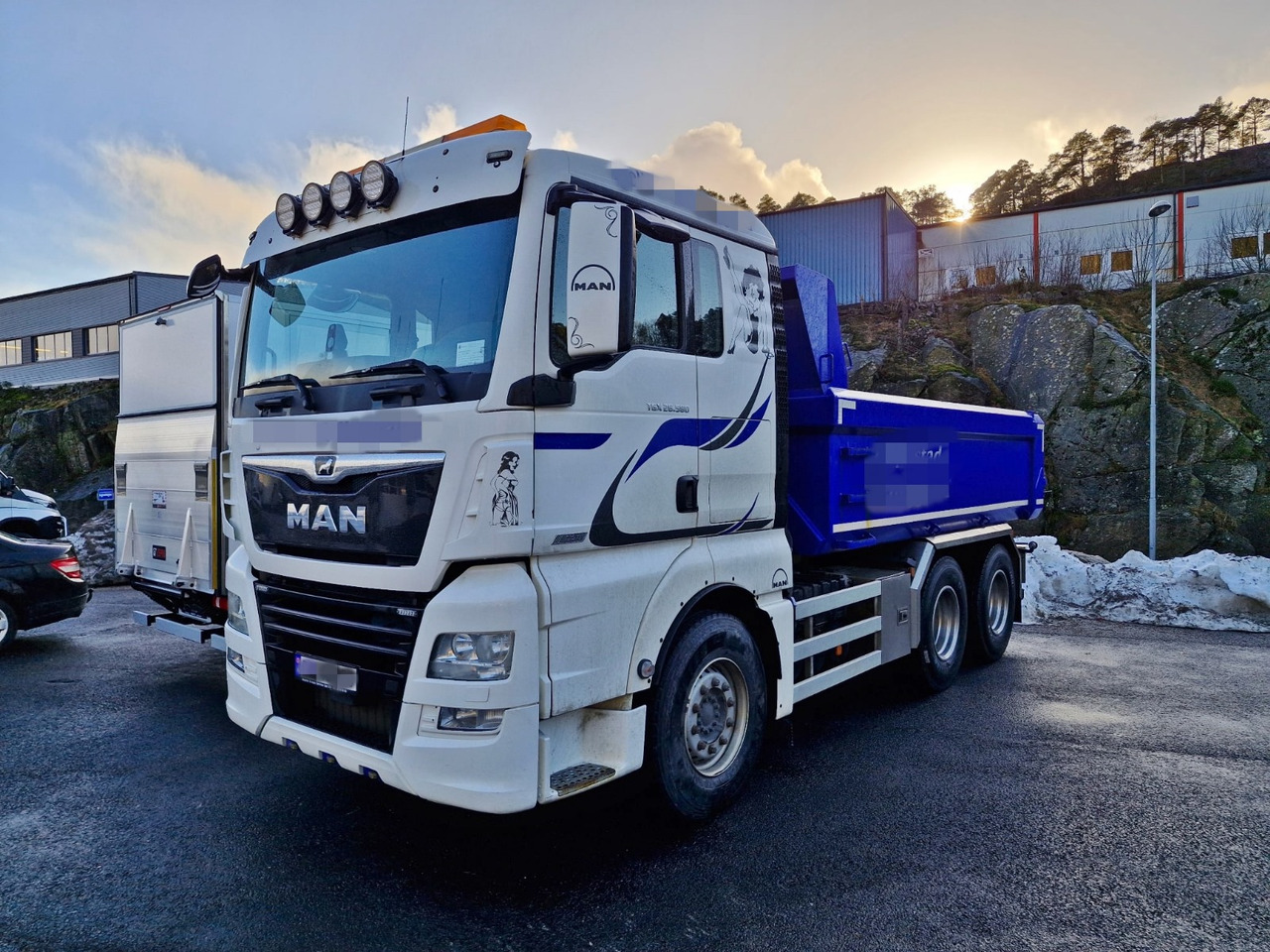 MAN TGX 26.580 / Retarder / EURO 6 - Camión volquete: foto 4 MAN TGX 26.580 / Retarder / EURO 6 - Camión volquete: foto 4