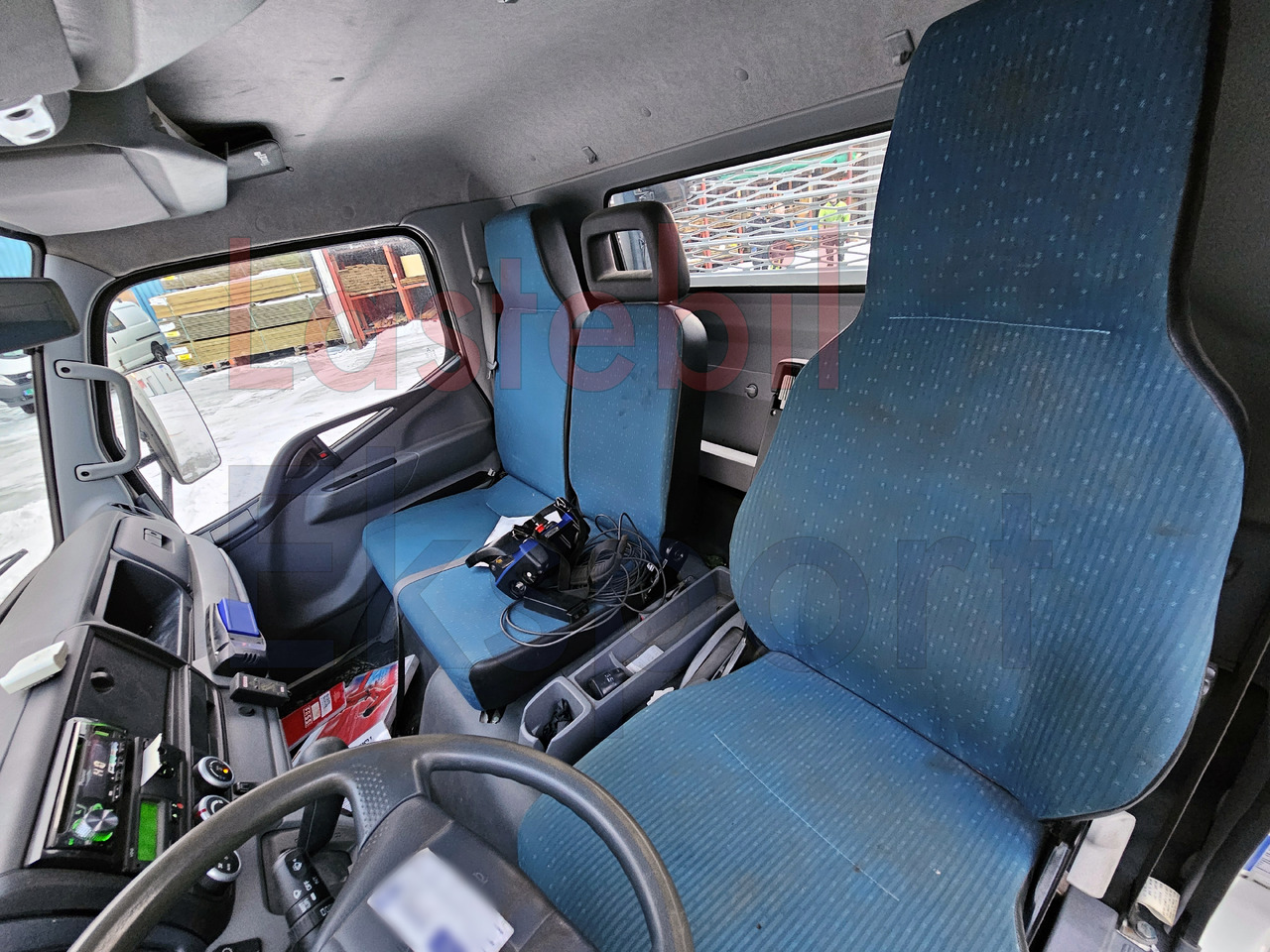 Arrendamiento de MITSUBISHI Fuso CANTER / FASSI F50 / LOW KM MITSUBISHI Fuso CANTER / FASSI F50 / LOW KM: foto 33